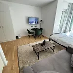 Berlin Ku\'Damm 1